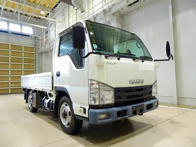 いすゞ エルフ TRG-NHS85A(4WD)の写真2