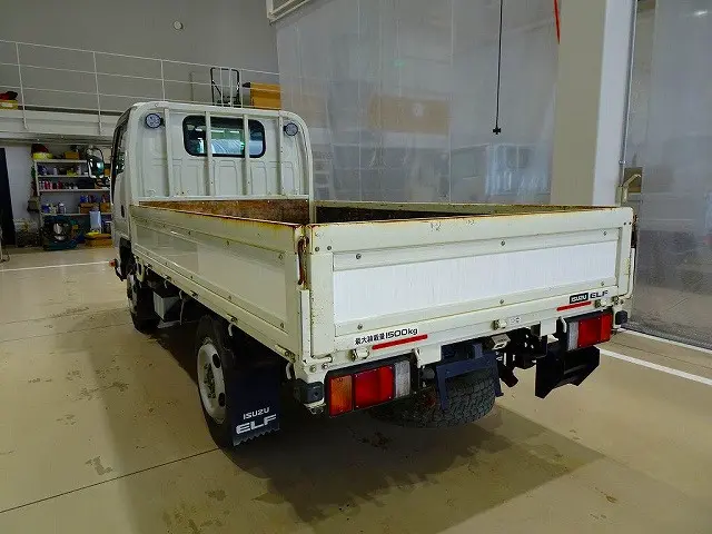 いすゞ エルフ TRG-NHS85A(4WD)の写真4