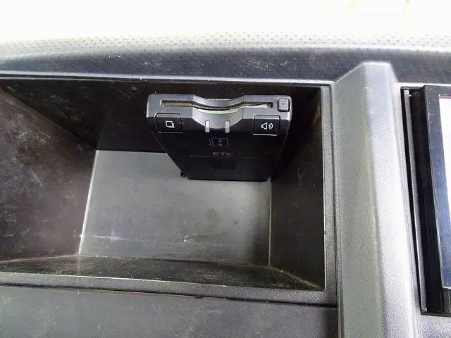 いすゞ エルフ TRG-NHS85A(4WD)の写真12