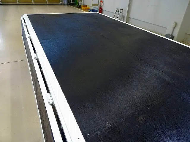 荷台内寸:310×162×38 三方開 床板張替え リアアオリチェーン2個 鳥居左右LED作業灯2個|いすゞ エルフ TRG-NHS85A(4WD)の写真29