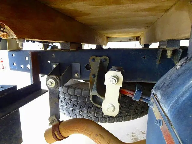 いすゞ エルフ TRG-NHS85A(4WD)の写真37