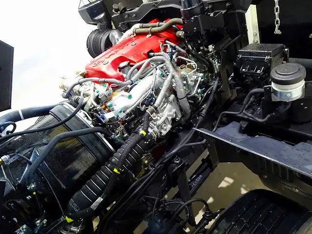 エンジンルーム|日野 レンジャー 2KG-GX2ABA(4WD)の写真39