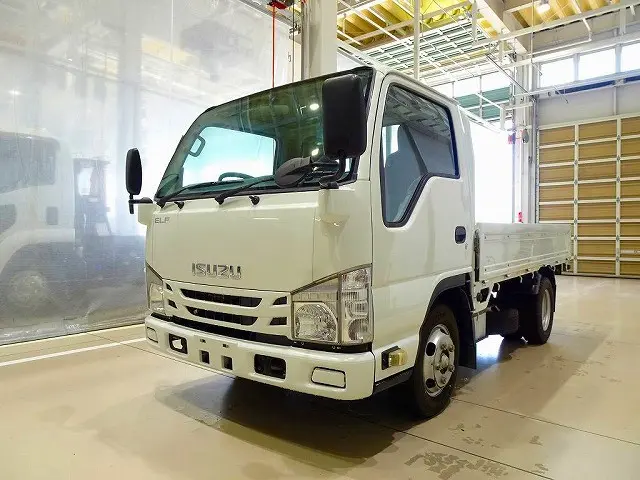 いすゞ エルフ TPG-NJR85A(2WD)の写真1