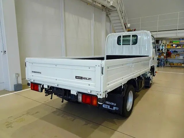 いすゞ エルフ TPG-NJR85A(2WD)の写真3