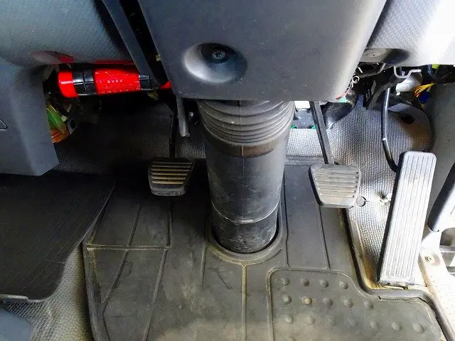 いすゞ エルフ TPG-NJR85A(2WD)の写真15