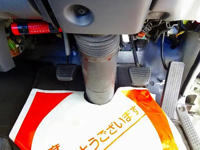 いすゞ エルフ TPG-NJR85A(2WD)の写真15
