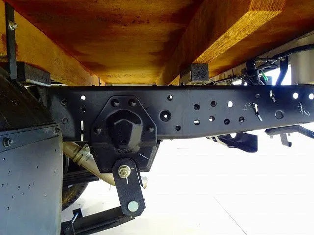 いすゞ エルフ 2RG-NHS88A(4WD)の写真31