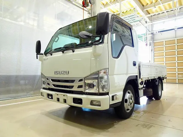 いすゞ エルフ 2RG-NJR88A(2WD)の写真1