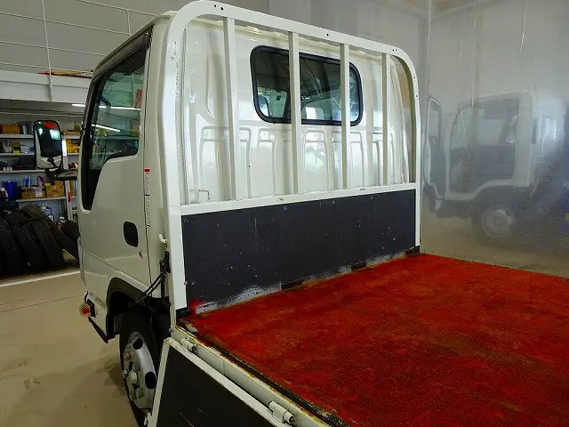 荷台内寸：312×162×38　三方開　床鉄板張り　リアアオリチェーン2個|いすゞ エルフ 2RG-NJR88A(2WD)の写真26