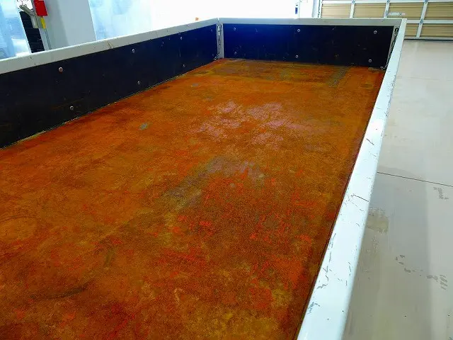 いすゞ エルフ 2RG-NJR88A(2WD)の写真28