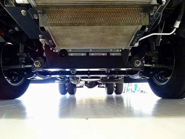 いすゞ エルフ 2RG-NJR88A(2WD)の写真40