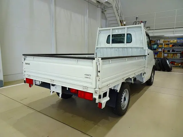 トヨタ タウンエーストラック 5BF-S413U(4WD)の写真3