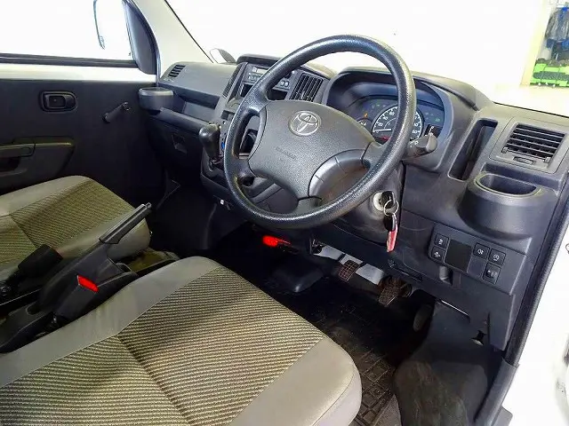 トヨタ タウンエーストラック 5BF-S413U(4WD)の写真5