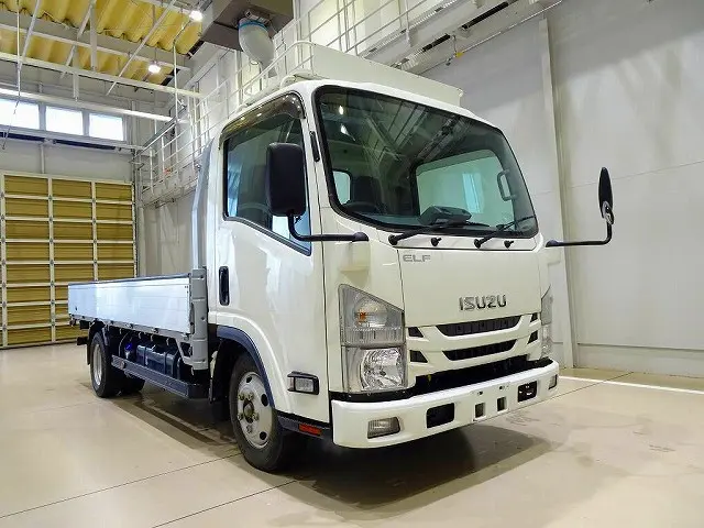 いすゞ エルフ 2RG-NLR88AR(2WD)の写真2