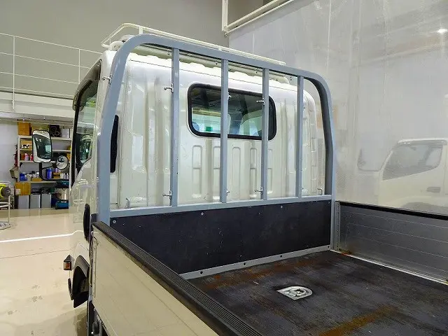 いすゞ エルフ 2RG-NLR88AR(2WD)の写真26