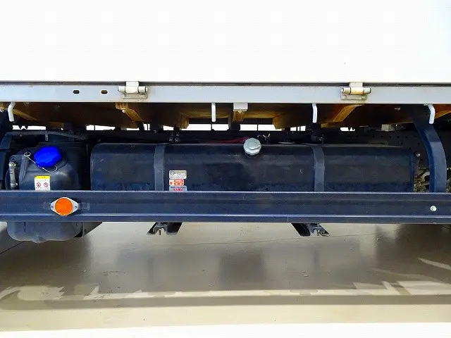 いすゞ エルフ 2RG-NLR88AR(2WD)の写真37