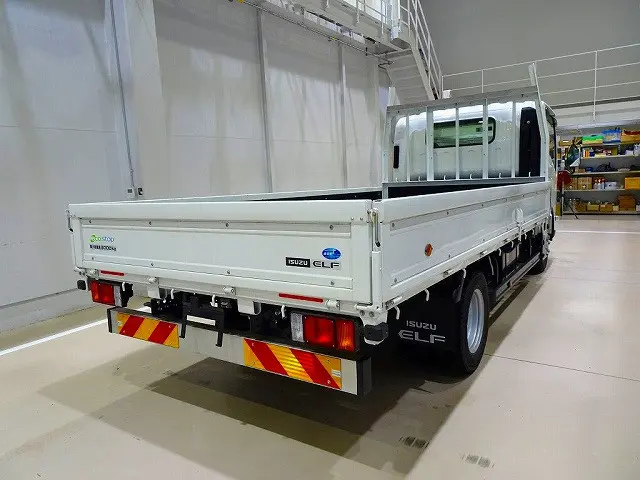 いすゞ エルフ 2RG-NPR88AC(2WD)の写真3
