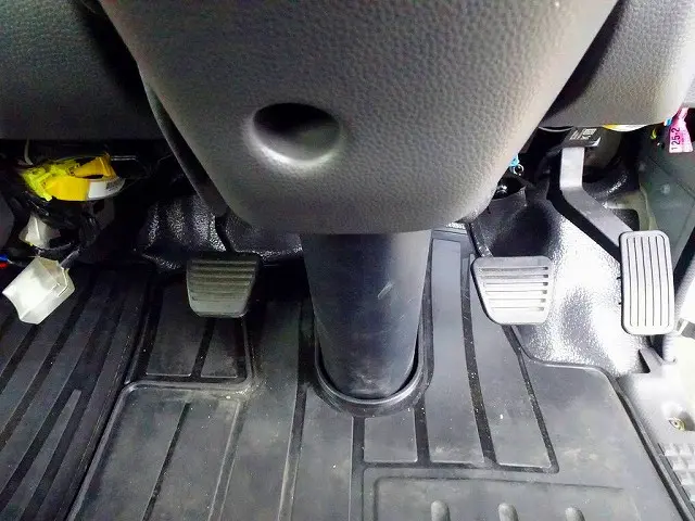 いすゞ エルフ 2RG-NPR88AC(2WD)の写真19