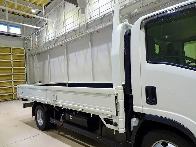 いすゞ エルフ 2RG-NPR88AC(2WD)の写真25