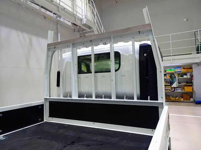 いすゞ エルフ 2RG-NPR88AC(2WD)の写真27
