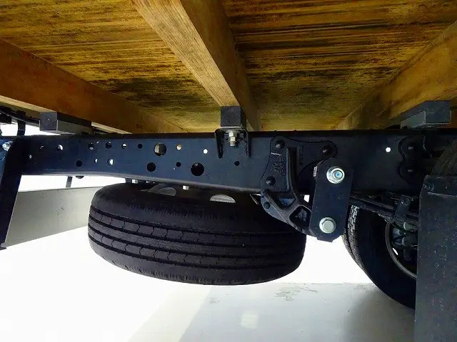 いすゞ エルフ 2RG-NPR88AC(2WD)の写真41