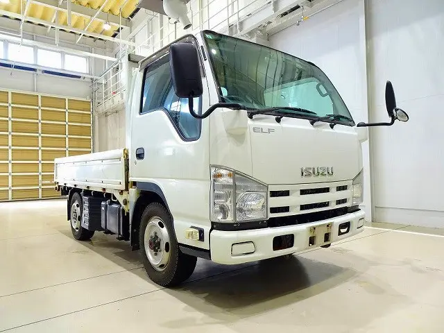 いすゞ エルフ SKG-NHS85A(4WD)の写真2