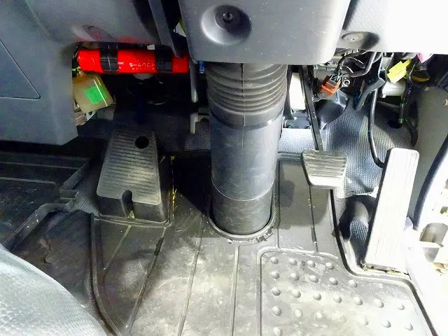 いすゞ エルフ SKG-NHS85A(4WD)の写真13