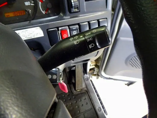 いすゞ エルフ SKG-NHS85A(4WD)の写真16