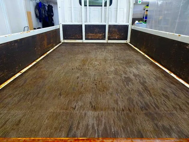 いすゞ エルフ SKG-NHS85A(4WD)の写真17