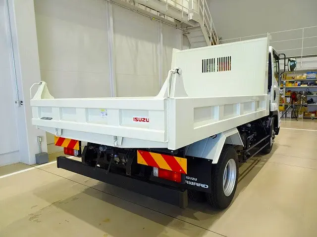 お問合せ管理No.B074 R6 フォワード 3.7t 標準ベッドレス ダンプ 190ps 未使用車|いすゞ フォワード 2RG-FRR90S3(2WD)の写真3