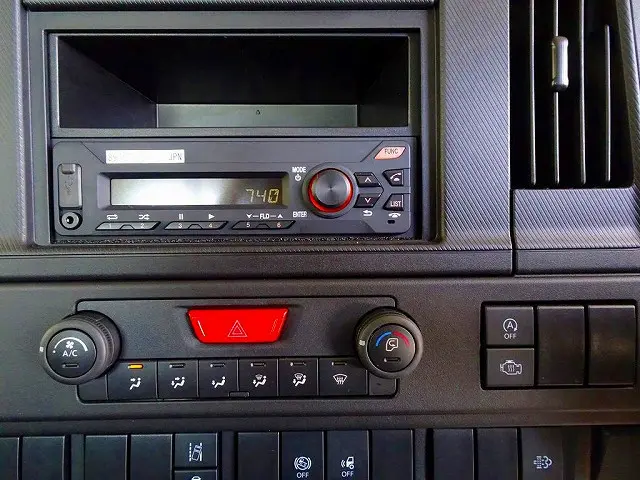 いすゞ フォワード 2RG-FRR90S3(2WD)の写真12