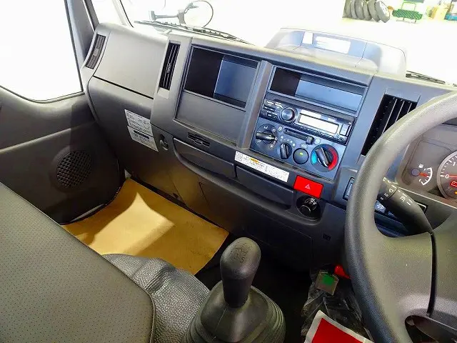 いすゞ エルフ 2PG-NKS88ADの写真9