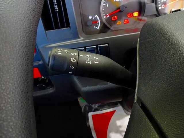 いすゞ エルフ 2PG-NKS88ADの写真17