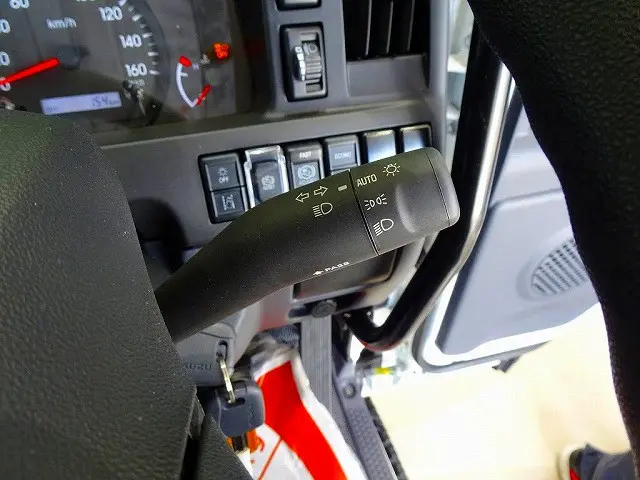 いすゞ エルフ 2PG-NKS88ADの写真18