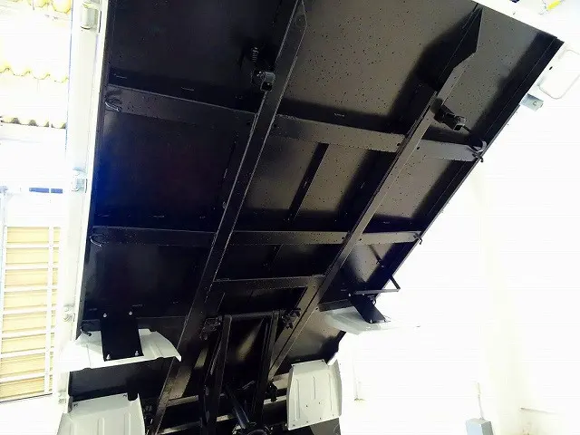 荷台内寸:305×159×32 新明和/DR2-0110SY 三方開 手動コボレーン付(垂直ロック可/約39cm)|いすゞ エルフ 2PG-NKS88ADの写真29