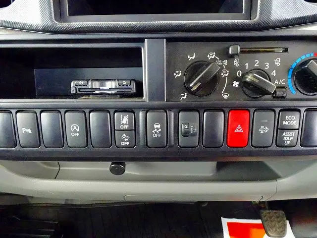 日野 デュトロ 2KG-XZC600T(2WD)の写真11