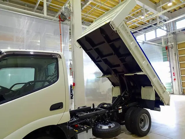 荷台内寸:305×159×28 新明和/DR2-0110SY 三方開 手動コボレーン付(33cm)|日野 デュトロ 2KG-XZC600T(2WD)の写真34