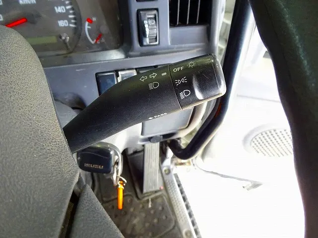 いすゞ エルフ TPG-NKR85AD(2WD)の写真17