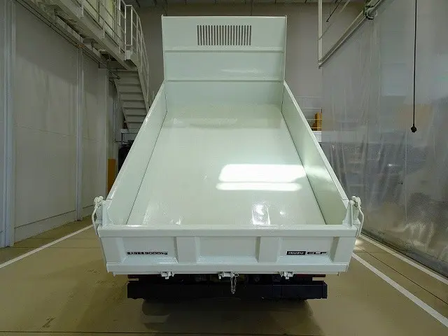 いすゞ エルフ TPG-NKR85AD(2WD)の写真25