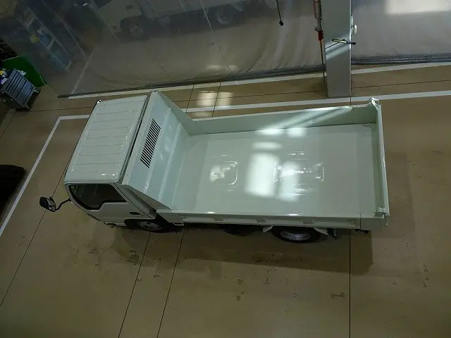 いすゞ エルフ TPG-NKR85AD(2WD)の写真33