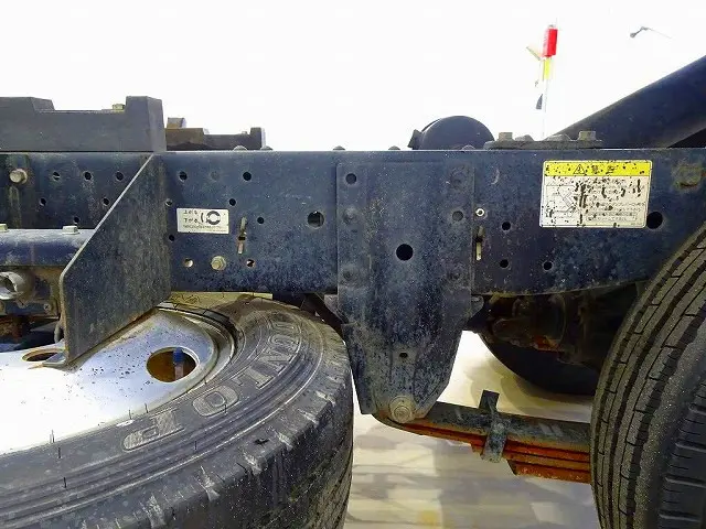 いすゞ エルフ TPG-NKR85AD(2WD)の写真40