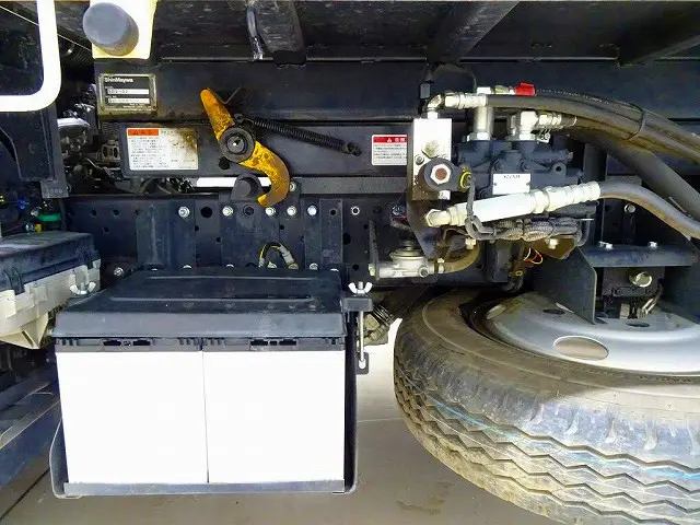 いすゞ エルフ TPG-NKR85ANの写真22