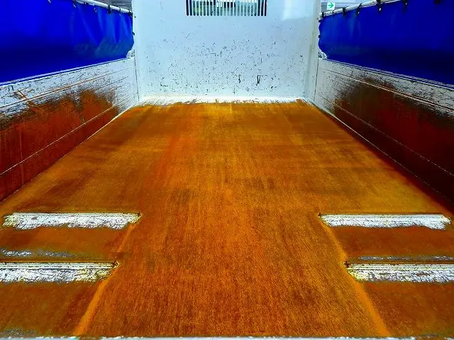 荷台内寸:300×159×38 新明和/SD2-32 三方開 手動シート(開き止め付) リアアオリ左右ピン差し加工 鳥居上部左右角出し(脱着可)/枕木取付 右シャシリアスライド用スイッチコード|いすゞ エルフ TPG-NKR85ANの写真31