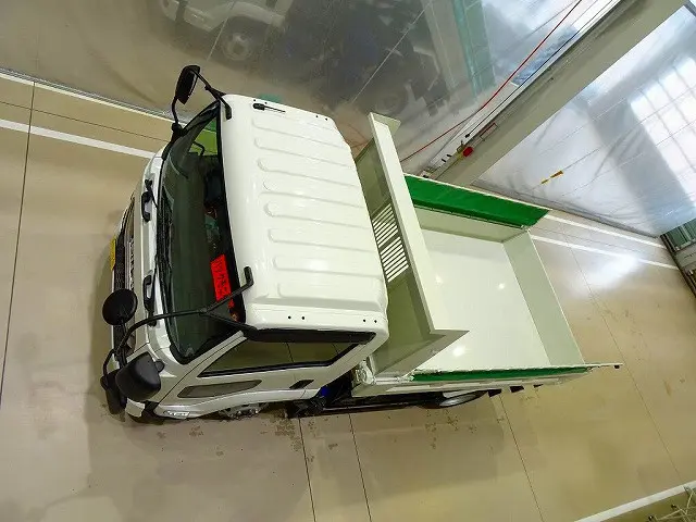いすゞ フォワード 2RG-FRR90S3(2WD)の写真37