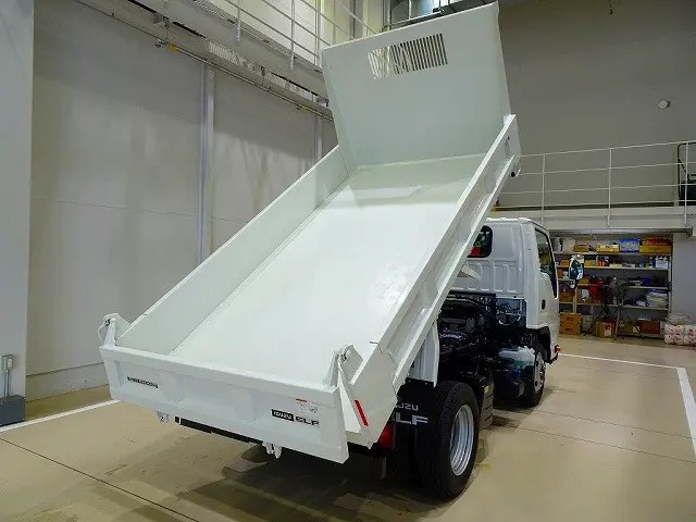 お問合せ管理No.B507　R7 エルフ 2t 4WD(切替式) FFL 強化ダンプ 未使用車|いすゞ エルフ 2PG-NKS88AD(4WD)の写真24