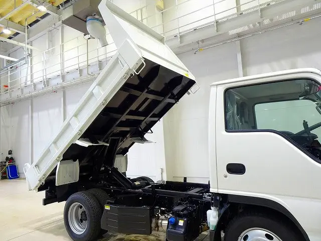 荷台内寸：305×159×32　新明和/DR2-0110SY　三方開|いすゞ エルフ 2PG-NKS88AD(4WD)の写真27