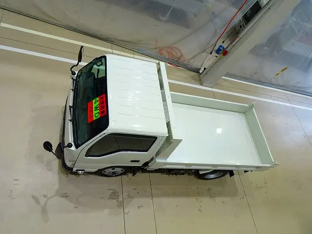 いすゞ エルフ 2PG-NKS88AD(4WD)の写真32