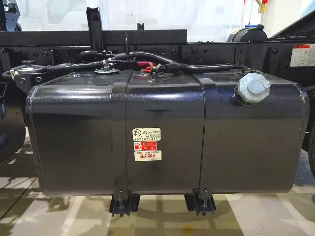 いすゞ エルフ 2PG-NKS88AD(4WD)の写真37