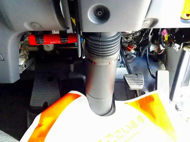 フロアAT 2ペダル|いすゞ エルフ TPG-NJR85AD(2WD)の写真18