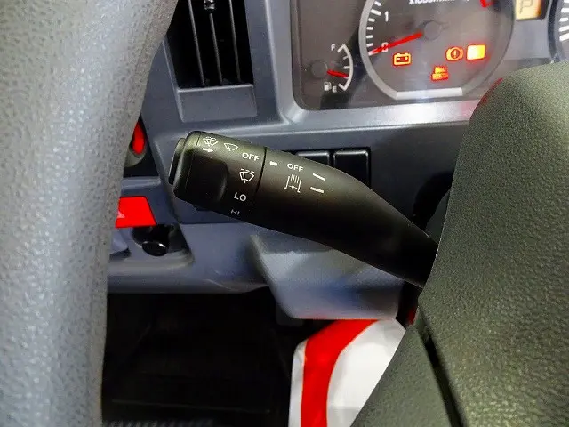 いすゞ エルフ TPG-NJR85AD(2WD)の写真20